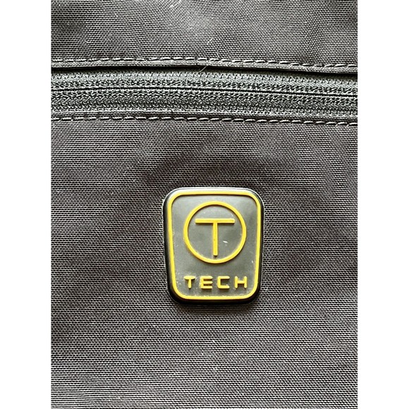 Tumi Tech  14" Notebook Messanger Bag 57212GT - Picture 2 of 12